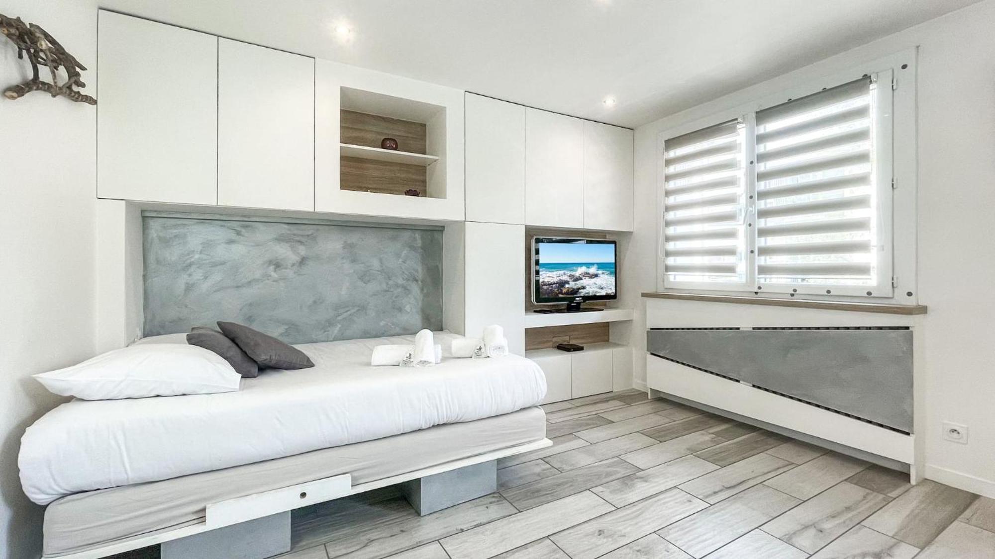 Homey Tidy - New / Proche Centre Annecy / Parking Gratuit / Logement Entierement Equipe Exterior foto